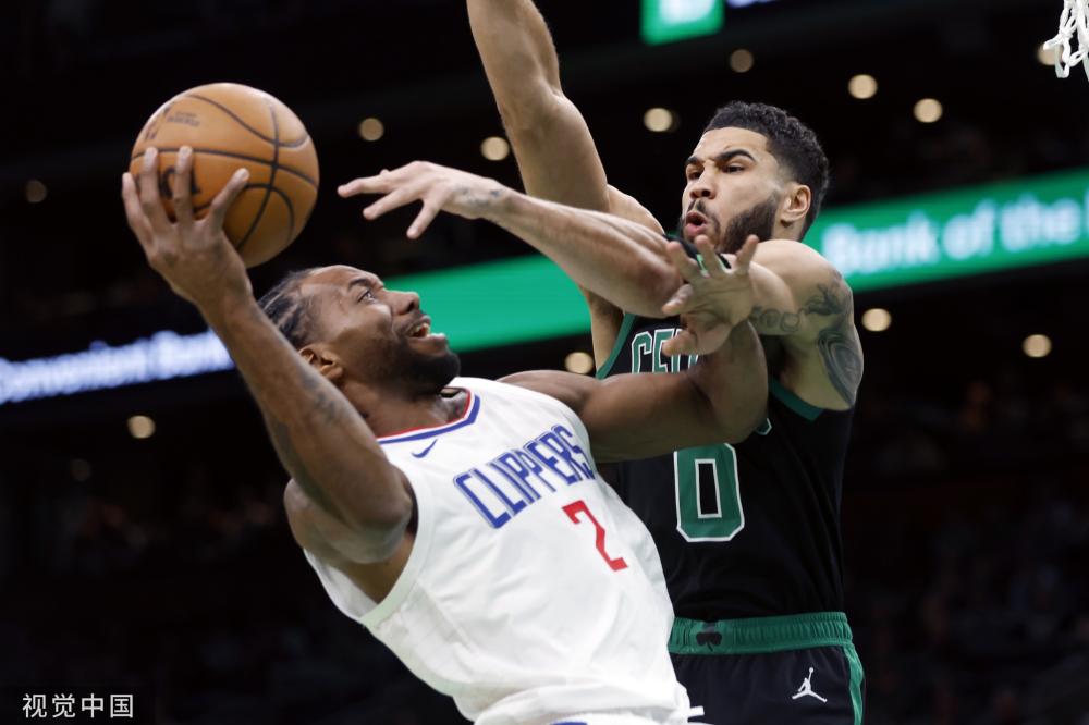 居莱尔87分钟浪射,姆巴佩暴怒挥拳、贝林厄姆摊手表达不满.